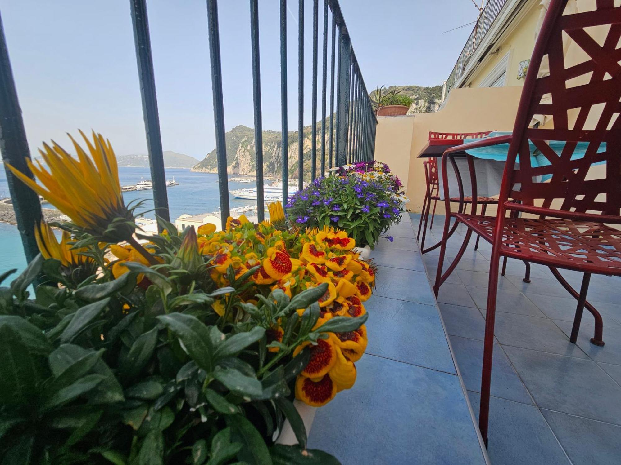 La Bomboniera Apartment กาปรี ภายนอก รูปภาพ